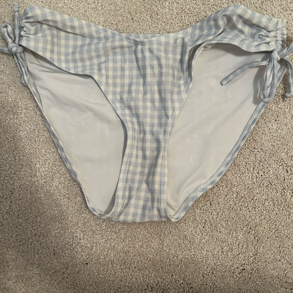 Old navy plaid swimsuit bottoms